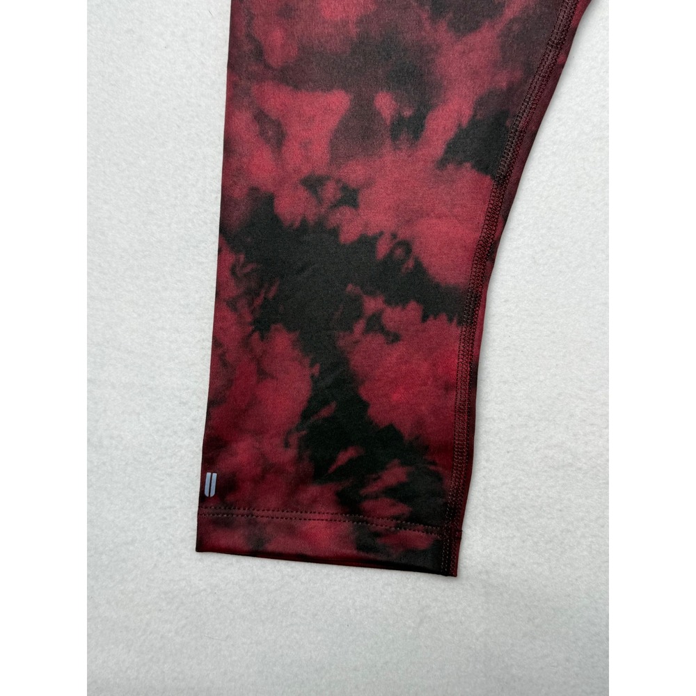 NOBULL Womens Tie Dye Cropped Leggings Red Black Size S Workout Tights - Picture 2 of 10